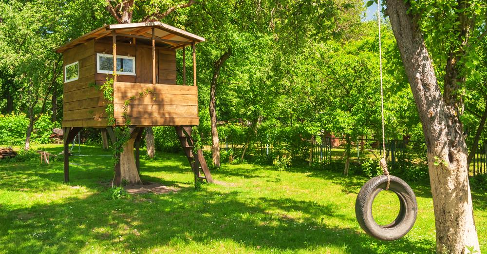 Amplia la capacidad de tu vivienda con una caseta de madera en el jardín